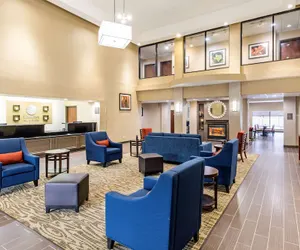 Photo 2 - Comfort Inn & Suites IAH Bush Airport – East