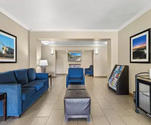 Photo 4 - Comfort Inn & Suites Lancaster Antelope Valley
