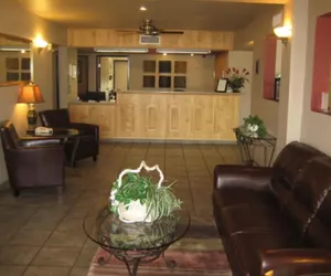 Photo 2 - Catalina Inn
