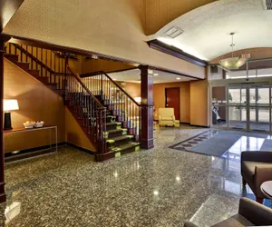 Photo 3 - Holiday Inn Express Hotel & Suites Woodhaven by IHG