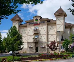 Photo 2 - SpringHill Suites by Marriott Frankenmuth