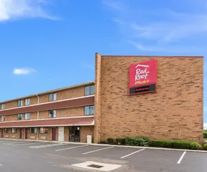 Photo 2 - Red Roof Inn PLUS+ Columbus - Worthington