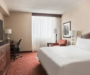 Photo 4 - Chicago Marriott Northwest