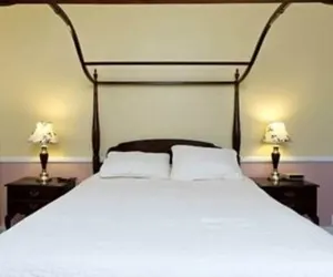 Photo 4 - Union Hotel