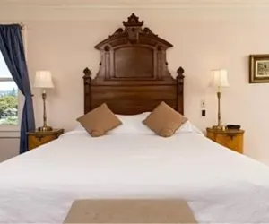 Photo 2 - Union Hotel