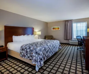 Photo 4 - Baymont by Wyndham Mackinaw City