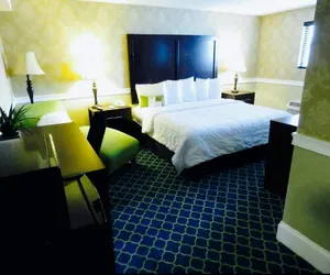 Photo 2 - Rodeway Inn Logan International Airport