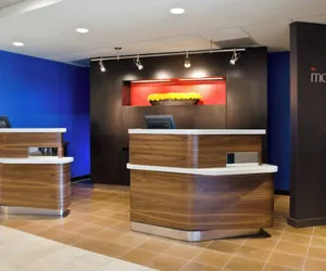Photo 3 - Courtyard St. Louis Airport/Earth City