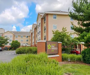 Photo 2 - Extended Stay America Suites Elizabeth Newark Airport