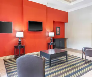 Photo 4 - Hawthorn Extended Stay by Wyndham DFW Airport North
