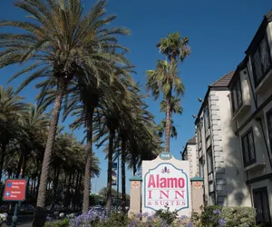 Photo 2 - Alamo Inn & Suites