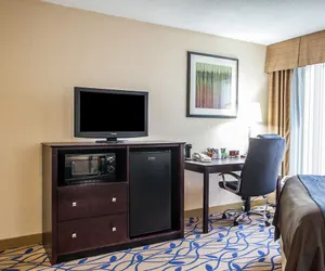 Photo 4 - Comfort Inn Bourbonnais near I-57