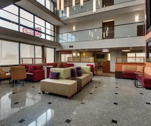 Photo 2 - Drury Inn & Suites Bowling Green