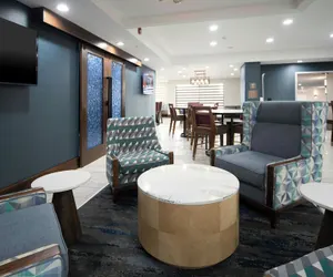 Photo 4 - Four Points by Sheraton Fayetteville Fort Liberty