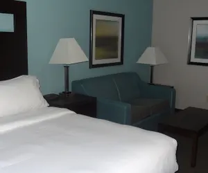Photo 4 - Holiday Inn Express Kansas City-Bonner Springs by IHG