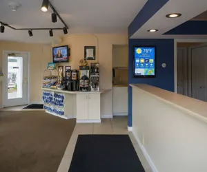 Photo 3 - Pointes North Beachfront Hotel – 2 Person Spa Tub Studios