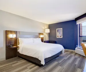 Photo 5 - Holiday Inn Express & Suites Phoenix - Tempe by IHG