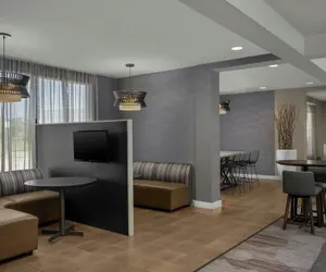Photo 5 - Courtyard by Marriott Indianapolis Northwest