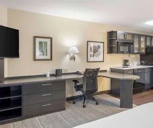 Photo 2 - Executive Residency by Best Western Philadelphia-Willow Grove