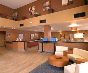 Photo 4 - Crystal Inn Hotel & Suites West Valley City