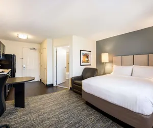 Photo 4 - Sonesta Simply Suites Phoenix Glendale