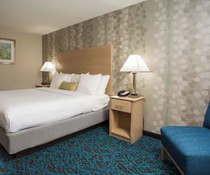 Photo 3 - Milford Inn