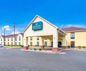 Photo 2 - Quality Inn & Suites Canton, GA