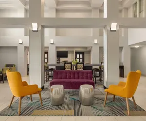 Photo 4 - La Quinta Inn & Suites by Wyndham Fairfield - Napa Valley