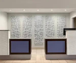 Photo 3 - La Quinta Inn & Suites by Wyndham Fairfield - Napa Valley