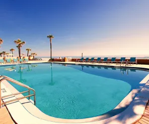 Photo 2 - Holiday Inn & Suites Daytona Beach on the Ocean by IHG