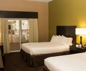 Photo 4 - Holiday Inn Express Hotel & Suites Saginaw, an IHG Hotel