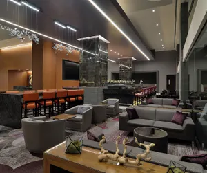 Photo 3 - Loews Hollywood Hotel