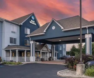 Photo 2 - Best Western Fort Wayne Inn & Suites North