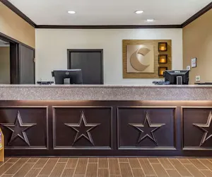 Photo 4 - Comfort Inn & Suites Texas Hill Country