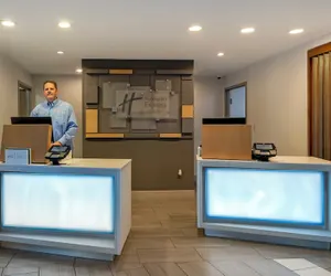 Photo 3 - Holiday Inn Express Hotel & Suites The Villages by IHG