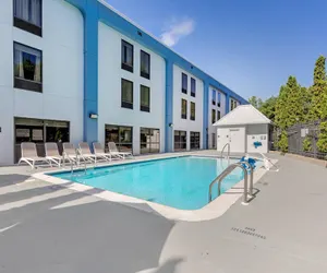 Photo 2 - Comfort Inn Laurel - Fort Meade