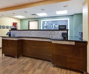 Photo 3 - Hampton Inn Cincinnati Airport - North