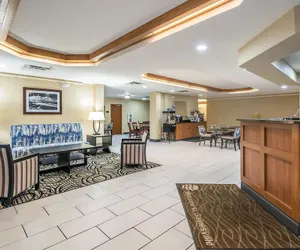 Photo 5 - Comfort Inn University