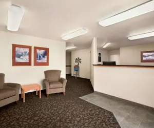 Photo 2 - Travelodge by Wyndham Pecos