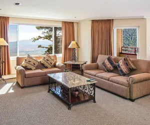 Photo 4 - Holiday Inn Club Vacations Tahoe Ridge Resort, an IHG Hotel