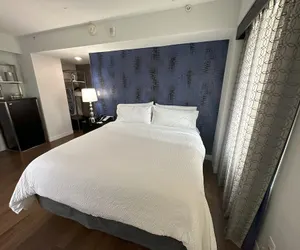 Photo 2 - Holiday Inn Express Dallas Downtown by IHG