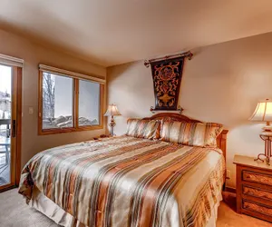 Photo 5 - Townsend Place