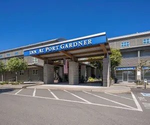 Photo 2 - Inn at Port Gardner-Everett Waterfront, Ascend Hotel Collection