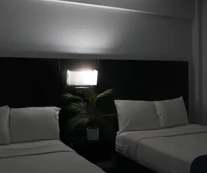 Photo 5 - Sun and Sand Resort Oceanfront Suites