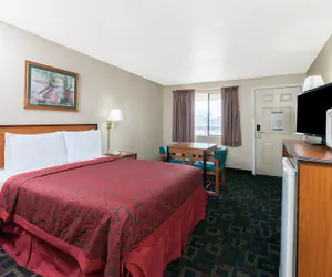 Photo 5 - Days Inn by Wyndham Oklahoma City West