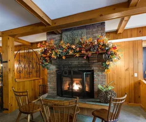 Photo 2 - Northern Lights Lodge