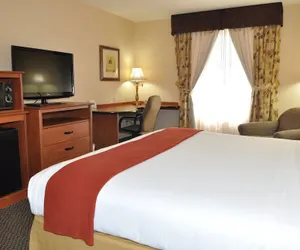 Photo 5 - Holiday Inn Express Las Vegas-Nellis by IHG