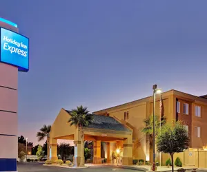 Photo 2 - Holiday Inn Express Las Vegas-Nellis by IHG
