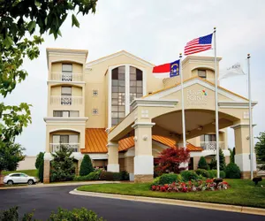 Photo 2 - Four Points by Sheraton Charlotte - Pineville