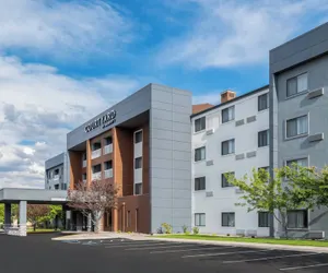 Photo 2 - Courtyard by Marriott Reno